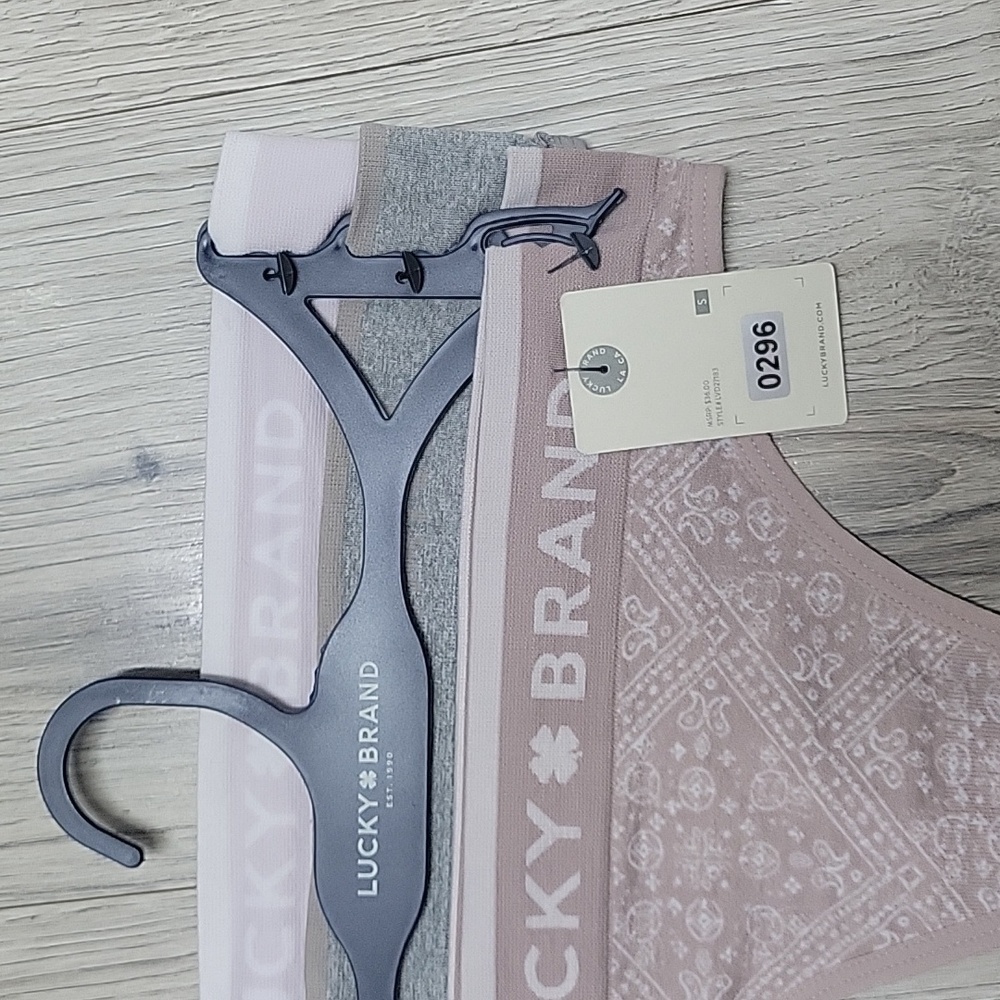 LUCKY BRAND THONG. - Picture 2 of 6